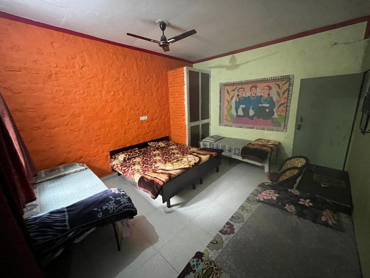Haldwāni Utsav Riverbank Homestay מראה חיצוני תמונה