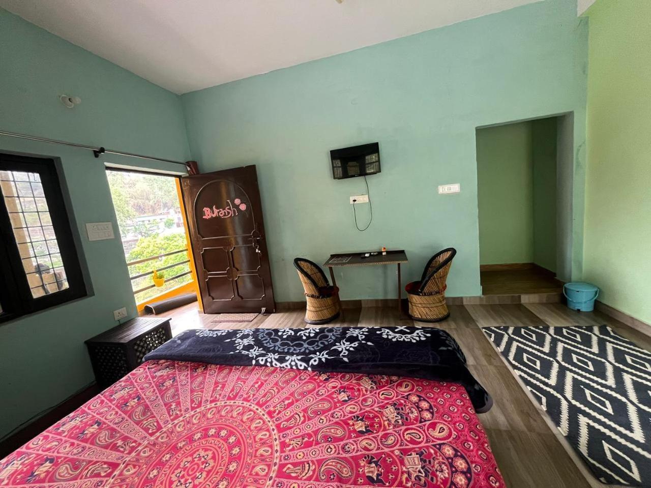 Haldwāni Utsav Riverbank Homestay מראה חיצוני תמונה